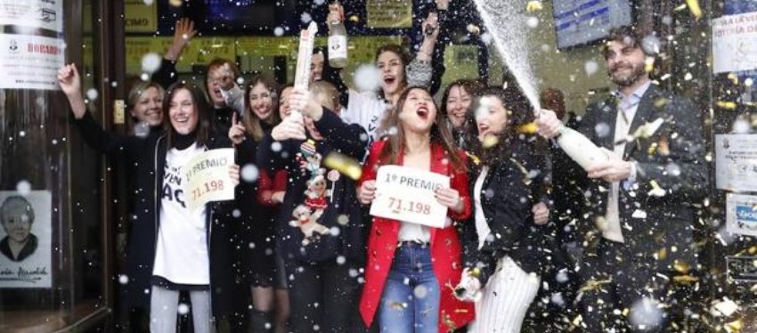 Celebración de la Lotería de Navidad. Foto: Lasprovincias