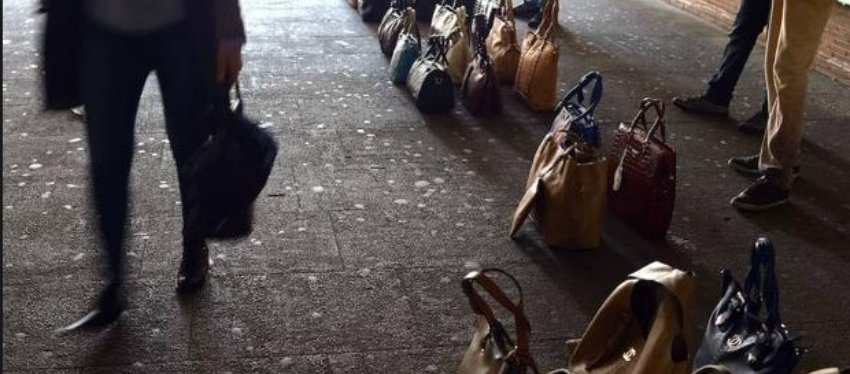 Se encuentra 50 décimos de El Niño premiados dentro de un bolso