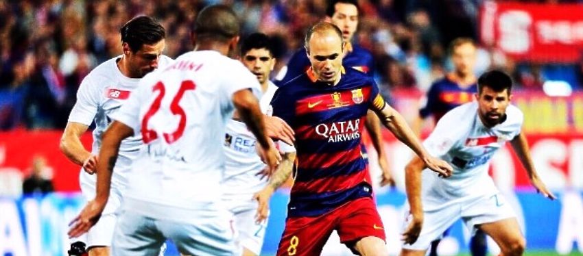 Iniesta se convirtió en uno de los protagonistas de la noche, cuajando un gran encuentro. Foto: Twitter.