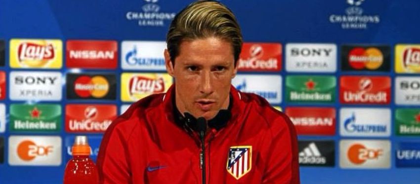 Torres comparece en rueda de prensa. Foto: Marca TV.