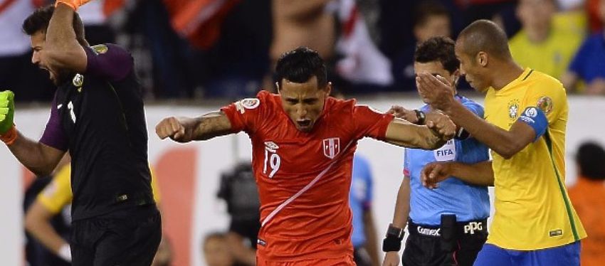 Yoshimar Yotún celebra el gol que metió a Perú en los cuartos de final de la Copa América. Foto: Instagram.