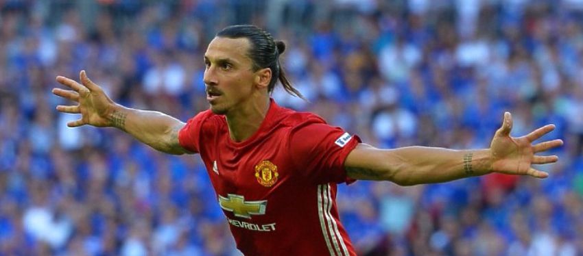 Ibrahimovic, al igual que el vino, cree que mejora con los años. Foto: Twitter.