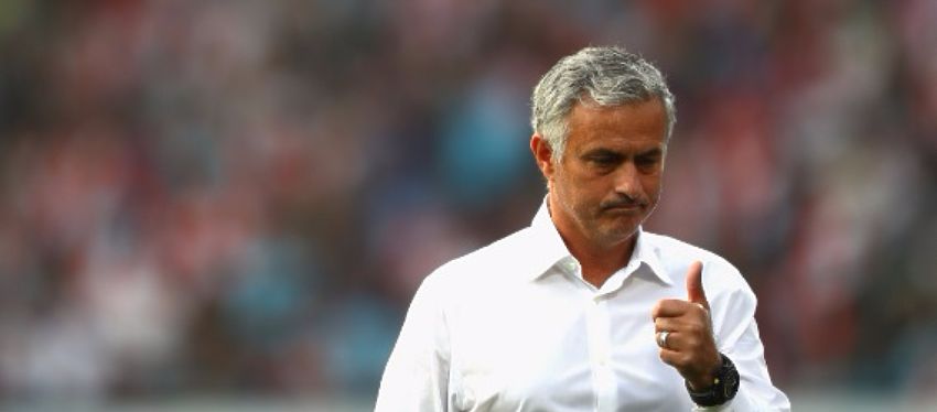 Mourinho no termina de carburar con el Manchester United. Foto: @bet365_es.
