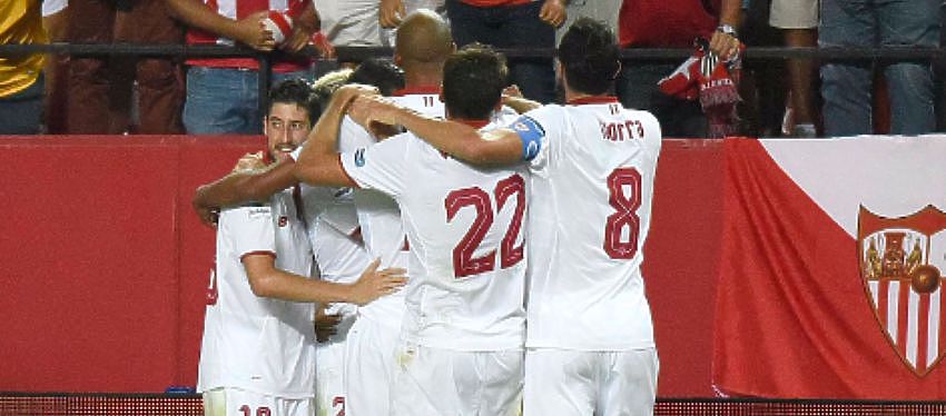 Los jugadores del Sevilla Fc celebrando un gol | Foto: Twitter