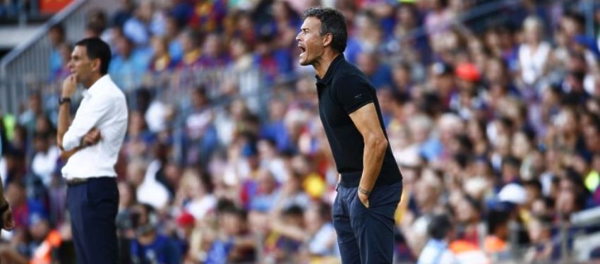 Luis Enrique dirige a los suyos en el primer partido de Liga. Foto: La Vanguardia.