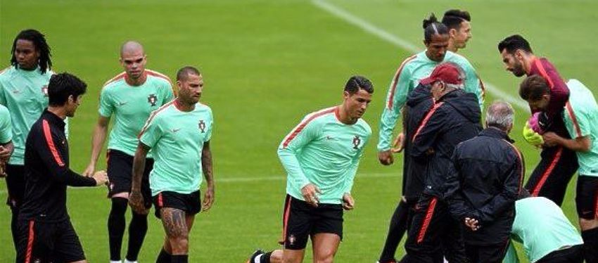 Selección de Portugal durante un entrenamiento | @Selecaoportugal