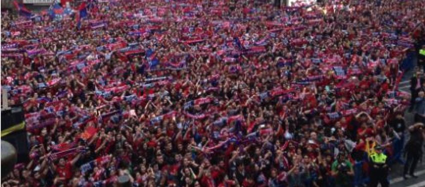 Celebración en la Plaza del Ayuntamiento | Foto: @CAOsasuna