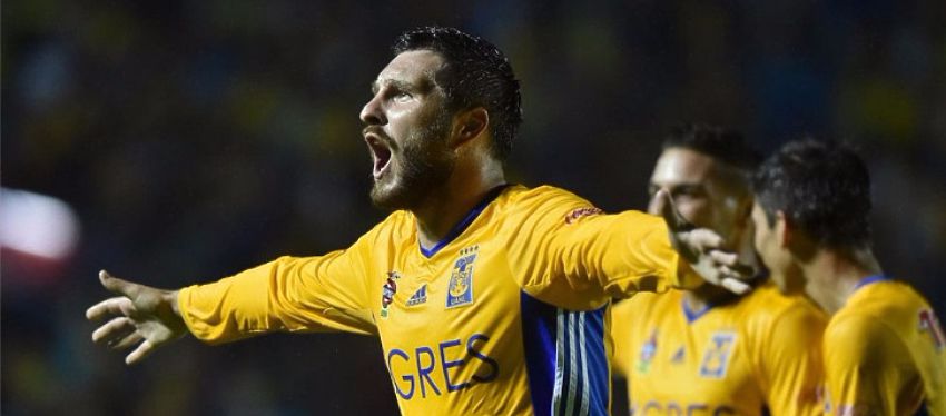 Gignac ha vuelto a reencontrarse con el gol tras una terapia de hipnosis profunda. Foto: Twitter.