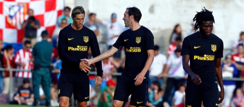 Fernando Torres celebra el gol con Diego Godín | Foto: @Atleti