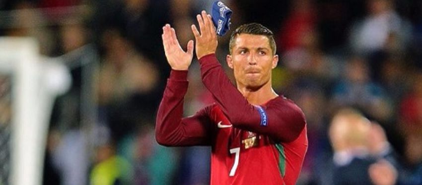 Cristiano Ronaldo agradece el apoyo a los aficionados tras el empate entre Portugal e Islandia. Foto: Instagram.