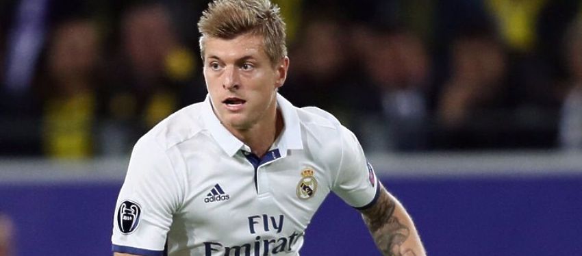 Toni Kroos seguirá dando alegrías a la afición del Real Madrid hasta el año 2022. Foto: @foolofsoccer.