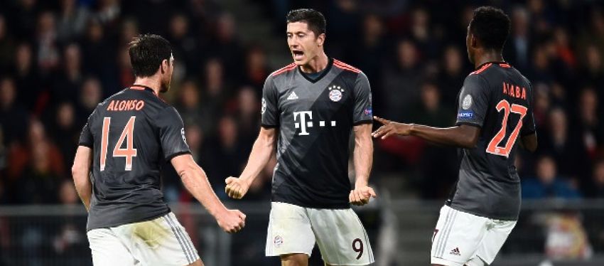 Lewandowski, con un doblete, fue fundamental en la victoria del Bayern ante el PSV. Foto: Twitter.