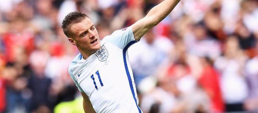 Jamie Vardy celebra el empate de Inglaterra ante la selección galesa. Foto: Instagram.