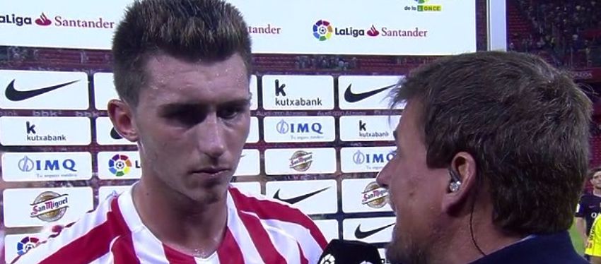 Laporte habló a pie de campo tras la derrota frente al Barça. Foto: Movistar Plus.