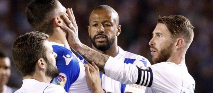 Ramos, el protagonista negativo en Riazor. Foto: Twitter.