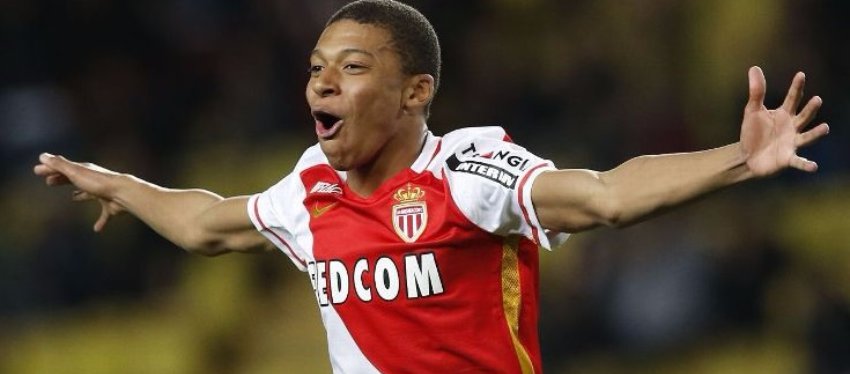 Mbappé podría ser el jugador más caro de la historia a sus 18 años. Foto: Twitter.