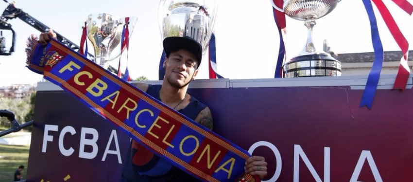 Neymar celebra el triplete con el Barça. Foto: Twitter.