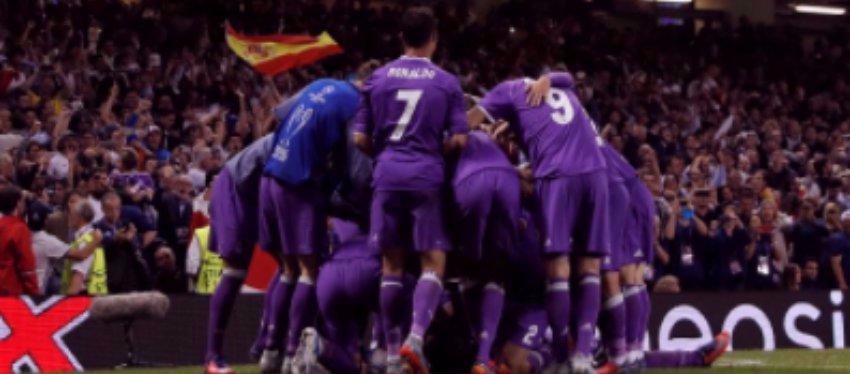 Foto: Los jugadores del Madrid celebran un gol