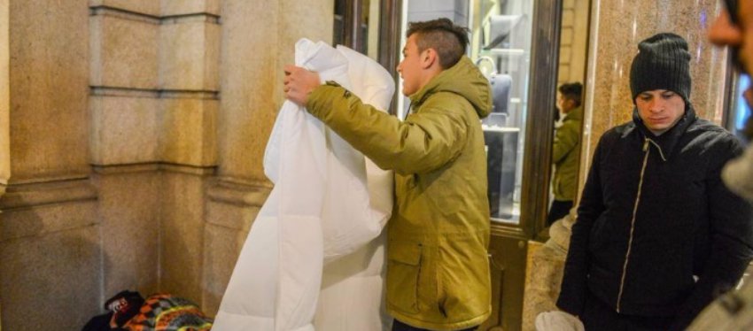 Dybala e Iturbe protagonizaron el gesto solidario del fin de semana. Foto: Twitter.