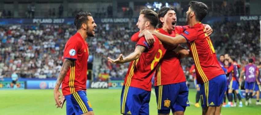 Los 'pequeños', a un paso de hacer historia en Europa. Foto: Twitter.