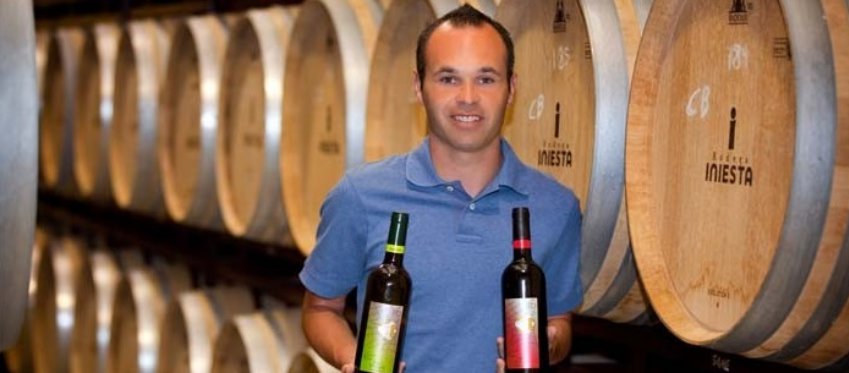 ¿Triunfarán los vinos de Iniesta lo mismo que su fútbol?