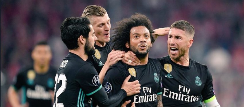 Isco, Kroos, Marcelo y Ramos celebran el 1-1 del brasileño. Foto: @Orquidea_am